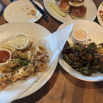 Yard House - New American Near Me - Costa Mesa, California