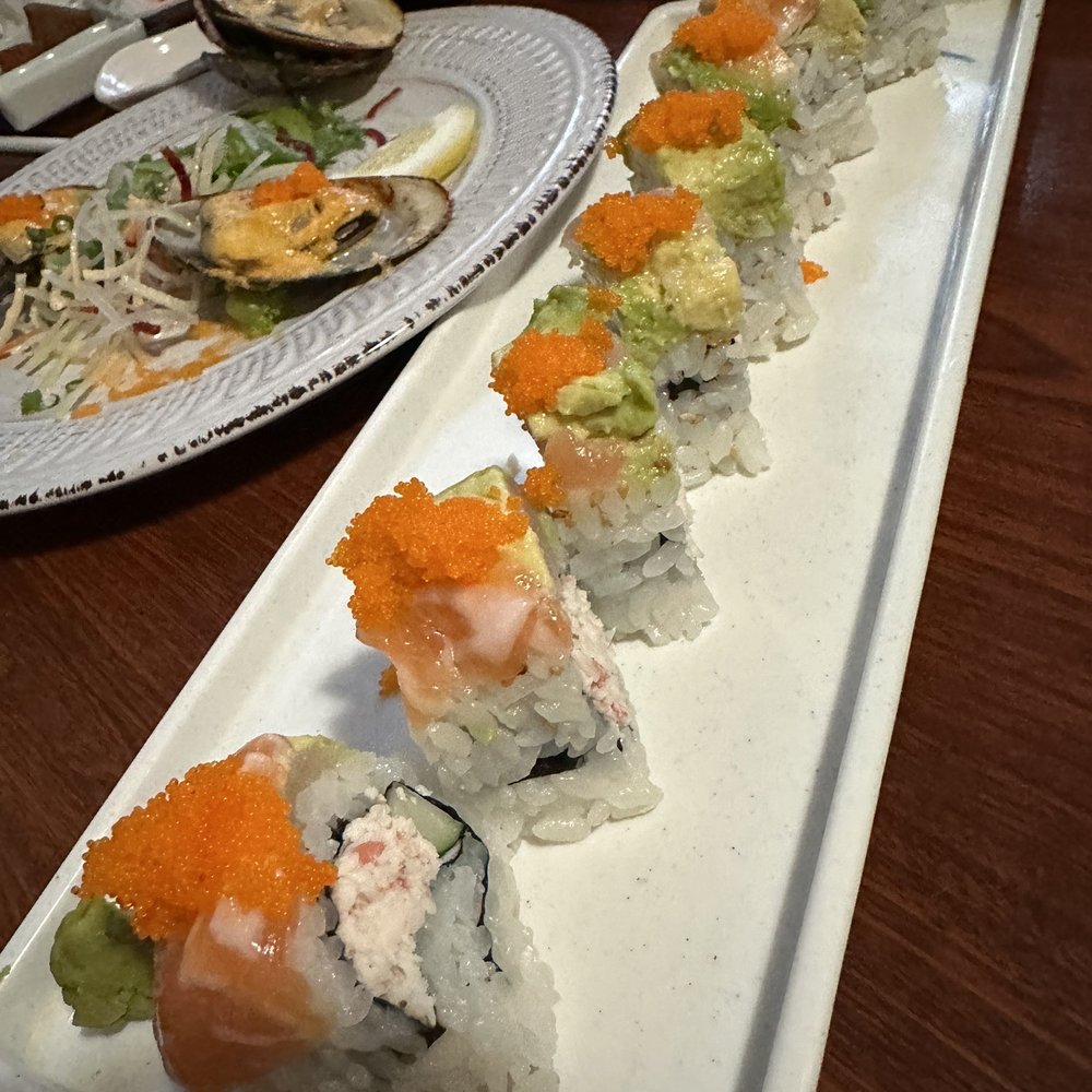Ginza Sushi - Rainbow roll - Sushi Bars Near Me - Honolulu, Hawaii Ginza Sushi - Rainbow roll - Sushi Bars Near Me - Honolulu, Hawaii