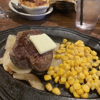 Aloha Steak House - Petit filet mignon - Steakhouses Near Me - Honolulu, Hawaii