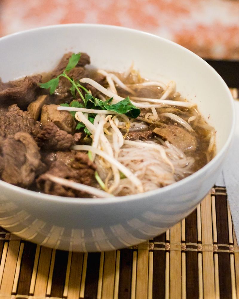 3 seasons thai bistro oakland on Chai Thai Noodles Oakland Updated Covid 19 Hours Services 1160 Photos 919 Reviews Thai 545 International Blvd East Oakland Oakland Ca Restaurant Reviews Phone Number Menu Yelp