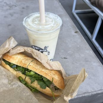 DragonEats - Duck sando + tie guan yin boba from Boba Guys a few blocks away - Vietnamese Near Me - San Francisco, California DragonEats - Duck sando + tie guan yin boba from Boba Guys a few blocks away - Vietnamese Near Me - San Francisco, California
