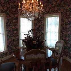 Painted Lady Bed & Breakfast & Guest House