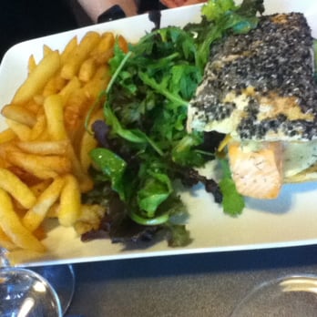 Le Comptoir 41 - Le burger saumon ! - Bars Near Me - Lyon, 69 Le Comptoir 41 - Le burger saumon ! - Bars Near Me - Lyon, 69
