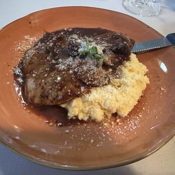 Ragazza Di Bufalo - Veal Marsala - Italian Near Me - Donnelly, Idaho Ragazza Di Bufalo - Veal Marsala - Italian Near Me - Donnelly, Idaho