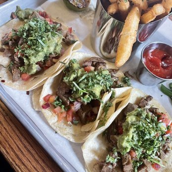 The Oakmont - Steak tacos - American Near Me - Indianapolis, Indiana The Oakmont - Steak tacos - American Near Me - Indianapolis, Indiana