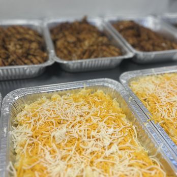 Happy Days - Mac and Grilled Marinated Chicken - Caterers Near Me Happy Days - Mac and Grilled Marinated Chicken - Caterers Near Me