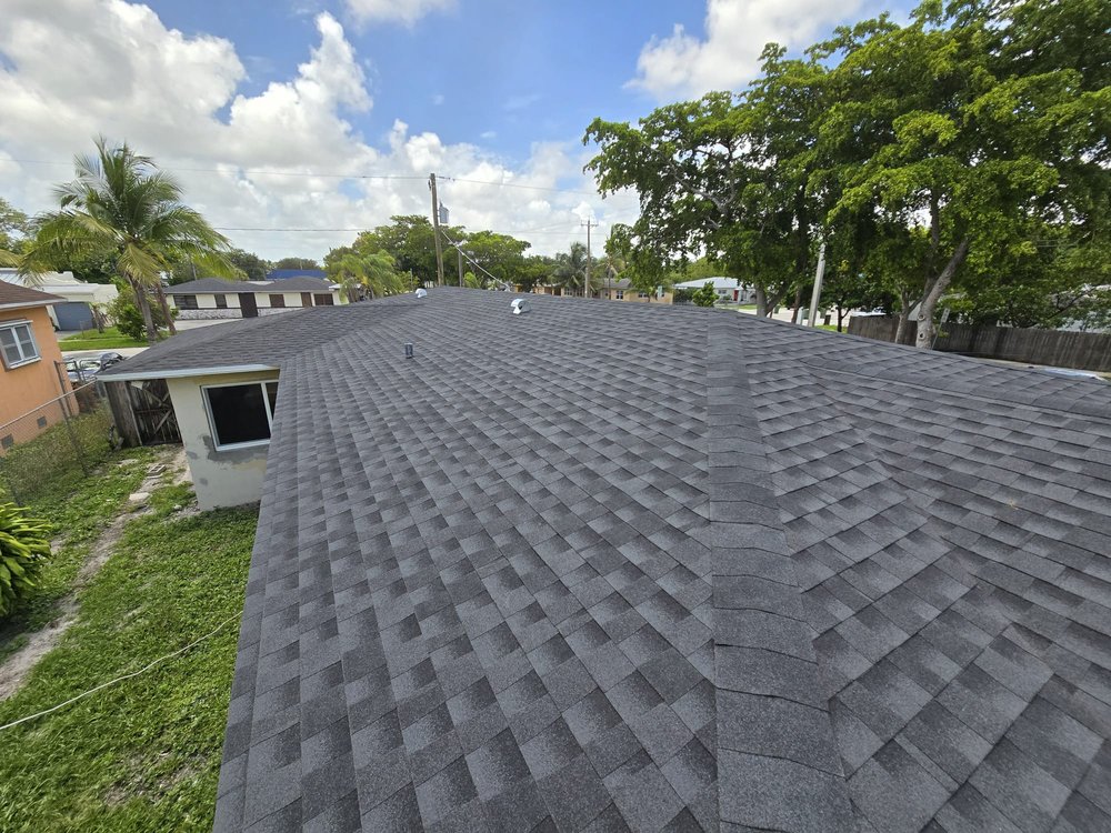 Slide of Advanced Roofing & Construction