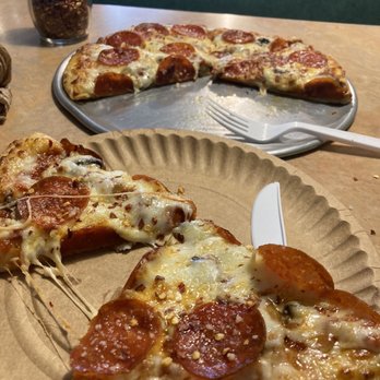 Gus'new York Deli - a slice of pepperoni pizza - Pizza Near Me - Edgewood, Maryland Gus'new York Deli - a slice of pepperoni pizza - Pizza Near Me - Edgewood, Maryland