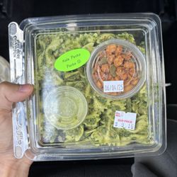 A & B Naturals - Vegan kale pesto pasta from grab and go fridge