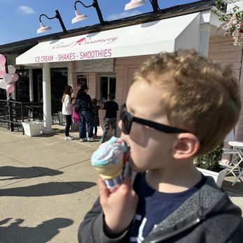 Canal Creamery - Cotton Candy for the Win! - Ice Cream & Frozen Yogurt Near Me - Indianapolis, Indiana