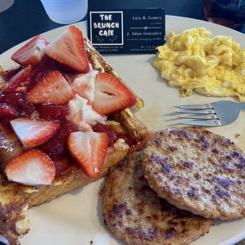 The Brunch Cafe - Strawberry French Toast - Cafes Near Me - Anaheim, California