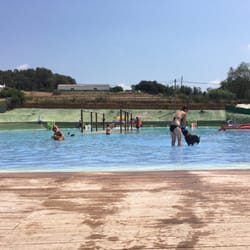 Resort Canino Can Janè - Piscina para perros grandes y pequeños