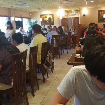 Pho Vinh - Packed during Sunday lunch time at 11:45pm. Wait to be seated for party of 2 was less than 5 minutes. - Vietnamese Near Me - Orlando, Florida Pho Vinh - Packed during Sunday lunch time at 11:45pm. Wait to be seated for party of 2 was less than 5 minutes. - Vietnamese Near Me - Orlando, Florida