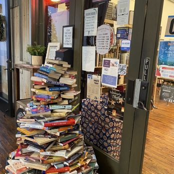 Claremont Forum - Christmas tree of books--cute - Community Service/Non-Profit Near Me - Claremont, California Claremont Forum - Christmas tree of books--cute - Community Service/Non-Profit Near Me - Claremont, California