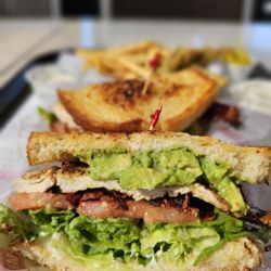 Habit Burger & Grill - Chicken Club