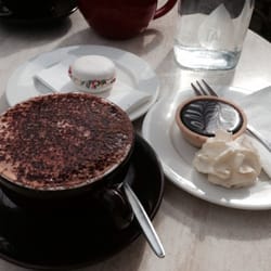 Dark Horse on the Brit - Coffee and chocolate tart