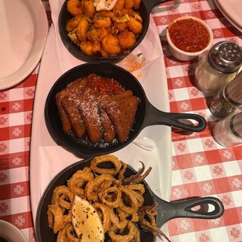 Buca di Beppo Italian Restaurant - Buca Trio Platter - Italian Near Me - Brea, California Buca di Beppo Italian Restaurant - Buca Trio Platter - Italian Near Me - Brea, California