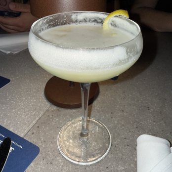 Tommy Bahama Restaurant & Bar - Miss sunshine - New American Near Me - Honolulu, Hawaii