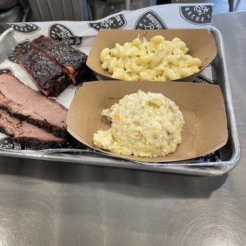 Brotherton's Black Iron Barbecue - 2 meats - Barbeque Near Me - Pflugerville, Texas Brotherton's Black Iron Barbecue - 2 meats - Barbeque Near Me - Pflugerville, Texas