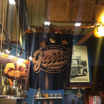 Garrett Popcorn Shops - Popcorn Shops Near Me - Chicago, Illinois Garrett Popcorn Shops - Popcorn Shops Near Me - Chicago, Illinois