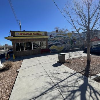 Garcia's Kitchen - The Original - parking lot view - New Mexican Cuisine Near Me - Albuquerque, New Mexico