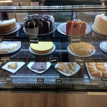 Lester's Diner - Desserts - Breakfast & Brunch Near Me - Margate, Florida