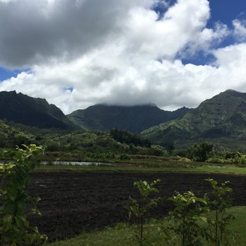 Hanalei Center - Hanalei Mountains - Shopping Centers Near Me