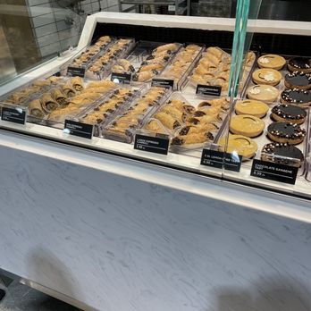 Hy-Vee - So many cannoli's - Grocery Near Me - Omaha, Nebraska Hy-Vee - So many cannoli's - Grocery Near Me - Omaha, Nebraska