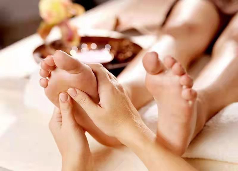 Bing Foot & Body Spa Logo
