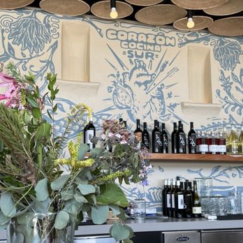 Linden Square - Bar at Corazón Cocina - Burgers Near Me - Carpinteria, California Linden Square - Bar at Corazón Cocina - Burgers Near Me - Carpinteria, California