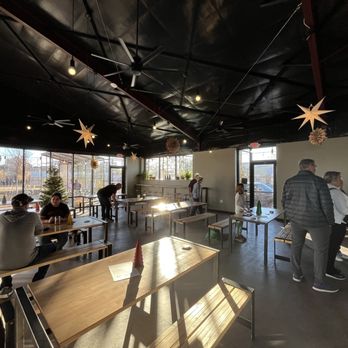 Dripline Brewery - Interior - Brewpubs Near Me - Albuquerque, New Mexico