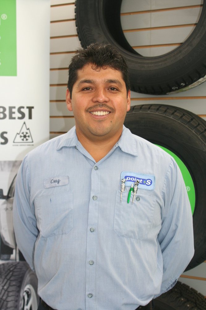 GILLS POINT S TIRE & AUTO HOOD RIVER Updated June 2024 11 Photos