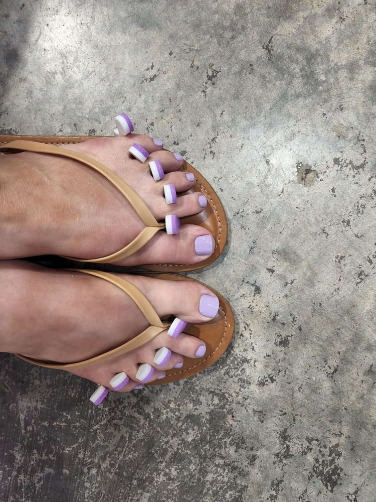 Say It With Color Nails