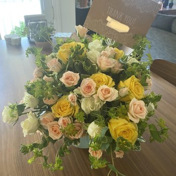 Bloom Sunshine Flowers - Florists Near Me - San Carlos, California Bloom Sunshine Flowers - Florists Near Me - San Carlos, California