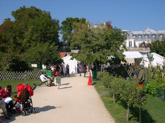 Jardin Catherine-Labouré by null