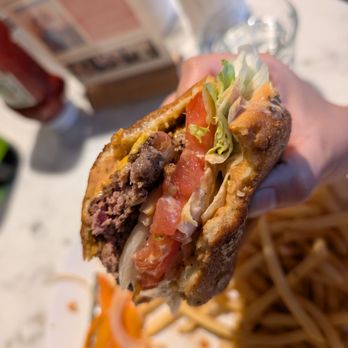 George + Kin's Diner - smashburger - Diners Near Me - Napa, California George + Kin's Diner - smashburger - Diners Near Me - Napa, California