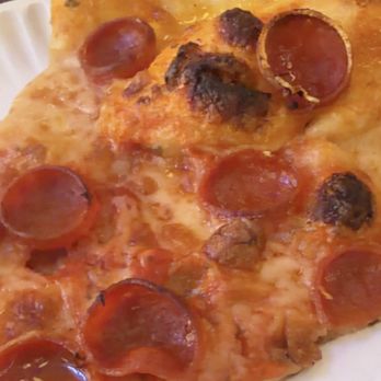 Leo's Hideout - Pepperoni - Pizza Near Me - San Antonio, Texas