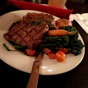Dimitriou's Jazz Alley - New York steak - Jazz & Blues Near Me - Seattle, Washington