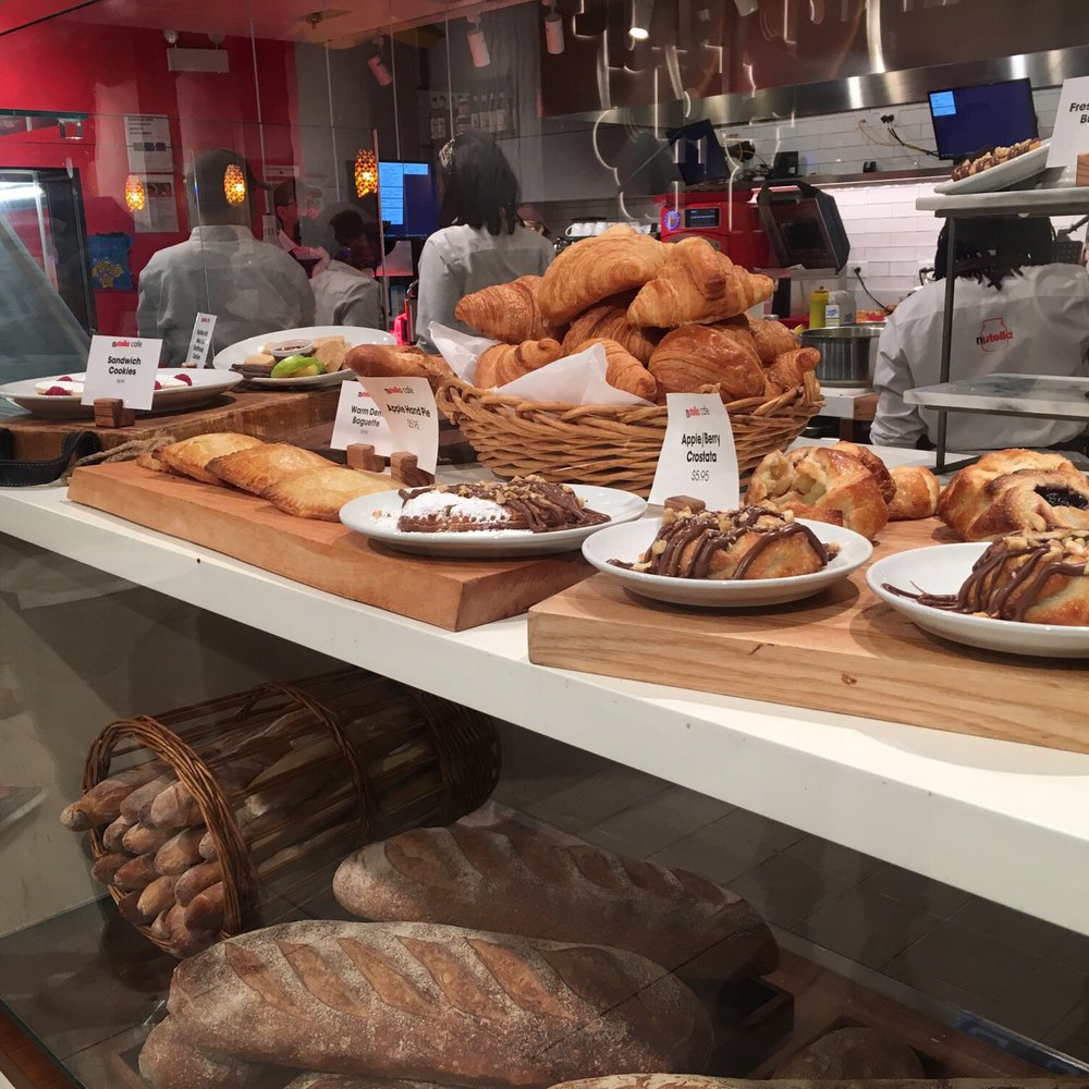 Nutella Cafe - Desserts Near Me - Chicago, Illinois