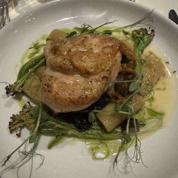Restaurant 17 - New American Near Me - Travelers Rest, South Carolina