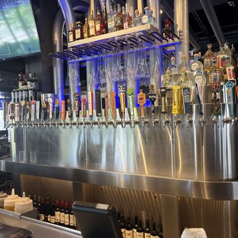 Yard House - Lots of Beer on tap - New American Near Me - Orlando, Florida Yard House - Lots of Beer on tap - New American Near Me - Orlando, Florida