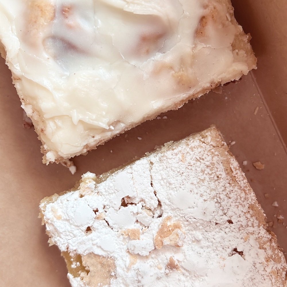 The Bakehouse off The Wheaten Path - Cinnamon Roll and Lemon Bar - Gluten-Free Near Me - Albuquerque, New Mexico The Bakehouse off The Wheaten Path - Cinnamon Roll and Lemon Bar - Gluten-Free Near Me - Albuquerque, New Mexico