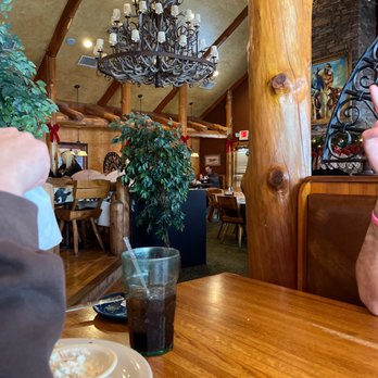 Preston's Steakhouse - ambiance - Steakhouses Near Me - Oneida, Tennessee