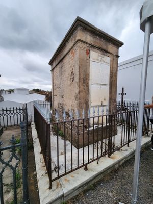St. Louis Cemetery No. 1 Official Tour by null