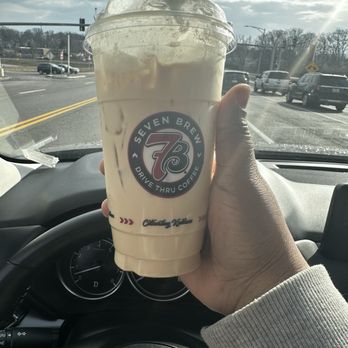 7 Brew Coffee - Coffee & Tea Near Me - Kirkwood, Missouri