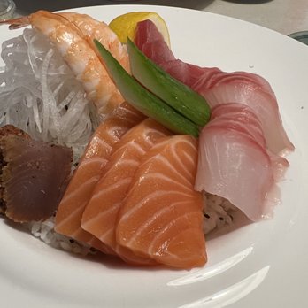 Orange Roll & Sushi - Chirashi Bowl - Japanese Near Me - Cypress, California