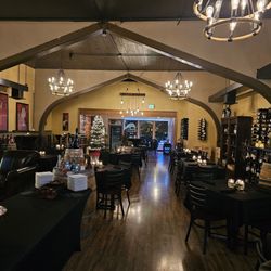 Double Barrel Wine Bar & Lounge