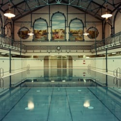 Stadtbad Charlottenburg - Alte Halle - Schwimmhalle
