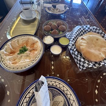 Usta Kababgy - Round Rock - Hummus, falafel and pitta - Mediterranean Near Me - Round Rock, Texas Usta Kababgy - Round Rock - Hummus, falafel and pitta - Mediterranean Near Me - Round Rock, Texas