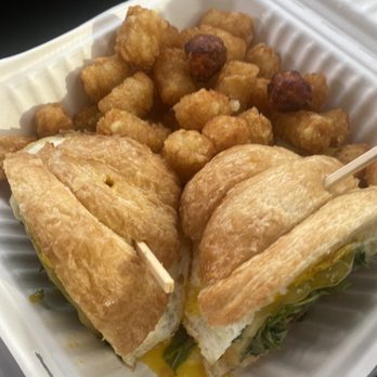 Hash - Croissant breakfast sandwich, Turkey sausage & tater tots - Breakfast & Brunch Near Me - Los Angeles, California Hash - Croissant breakfast sandwich, Turkey sausage & tater tots - Breakfast & Brunch Near Me - Los Angeles, California
